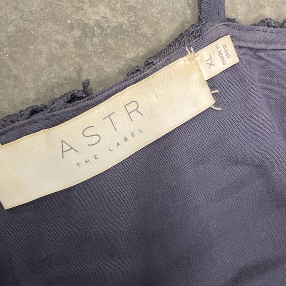 ASTR purple eggplant lace midi dress ZL - Picture 10 of 14